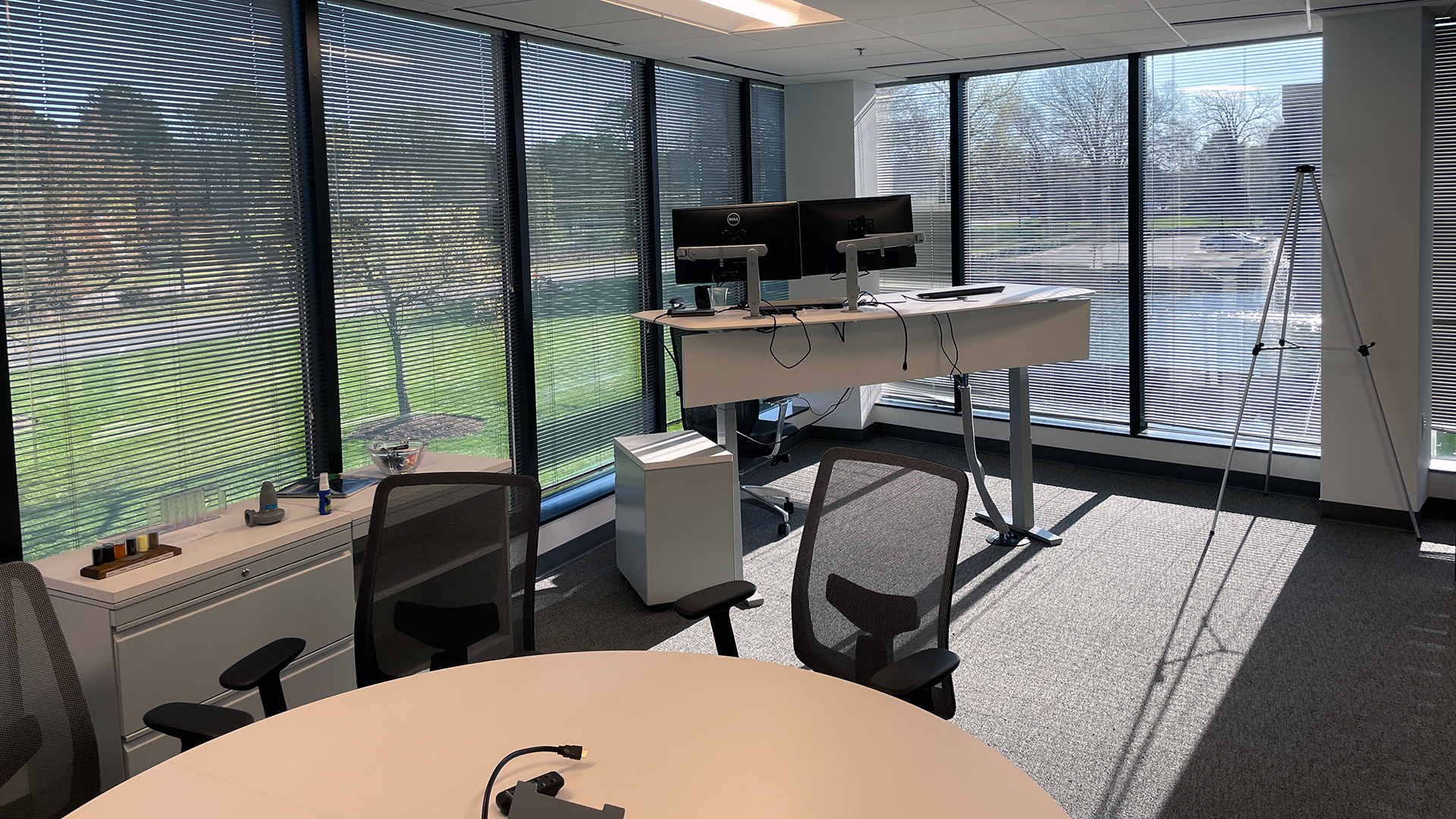 Private office with Furniture