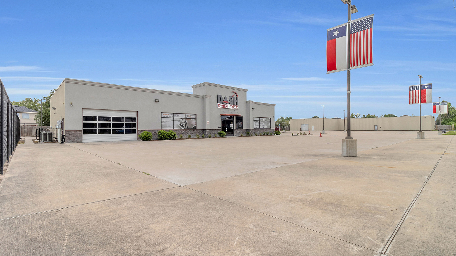 11900 Bammel North Houston Hero Photo